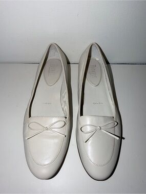 Nickels Soft Cream White Leather Bow Ballet Flats | Minimalist Slip-On 8M